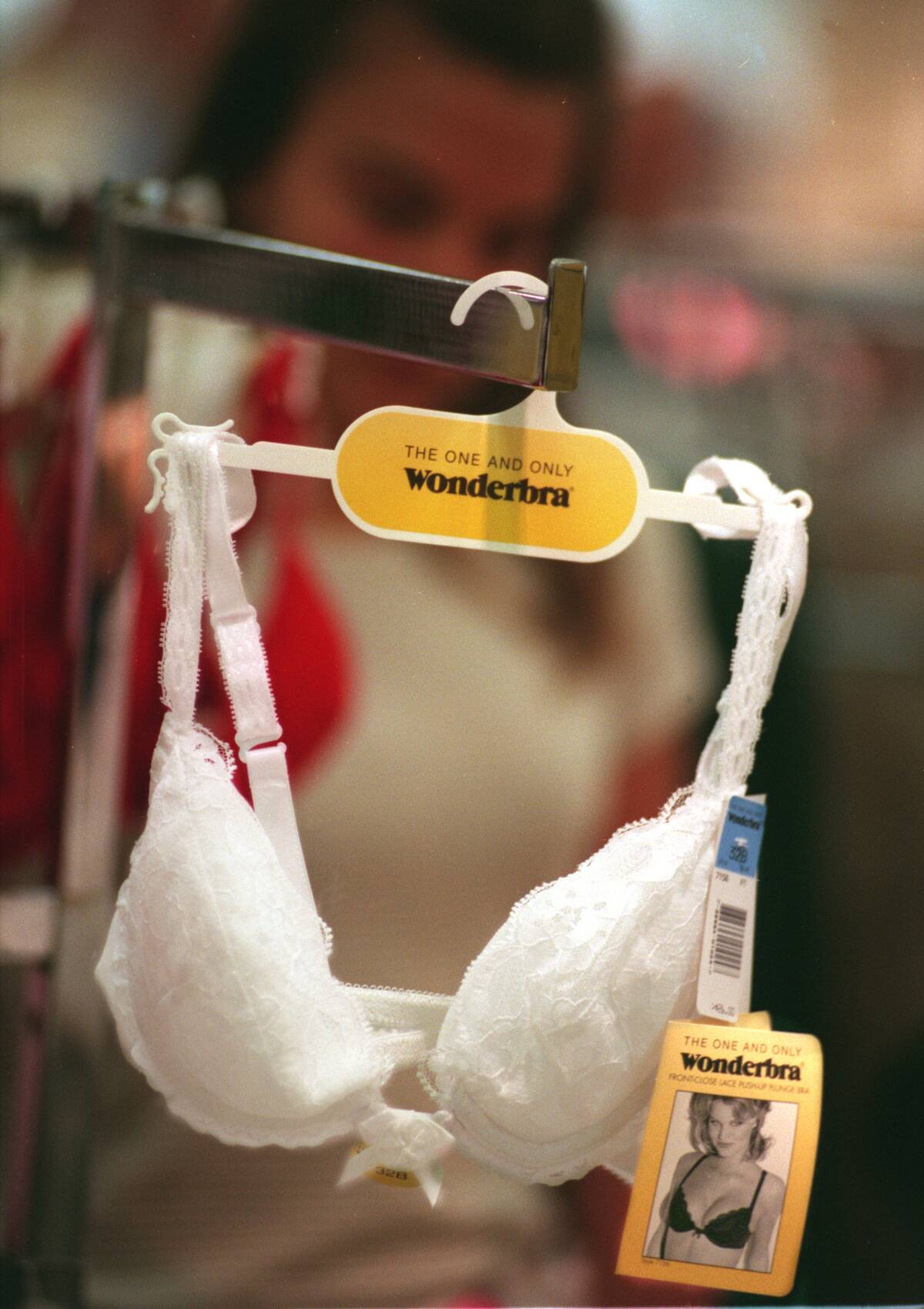 FA.Wonderbra1.081794.MB(Costa Mesa)The 